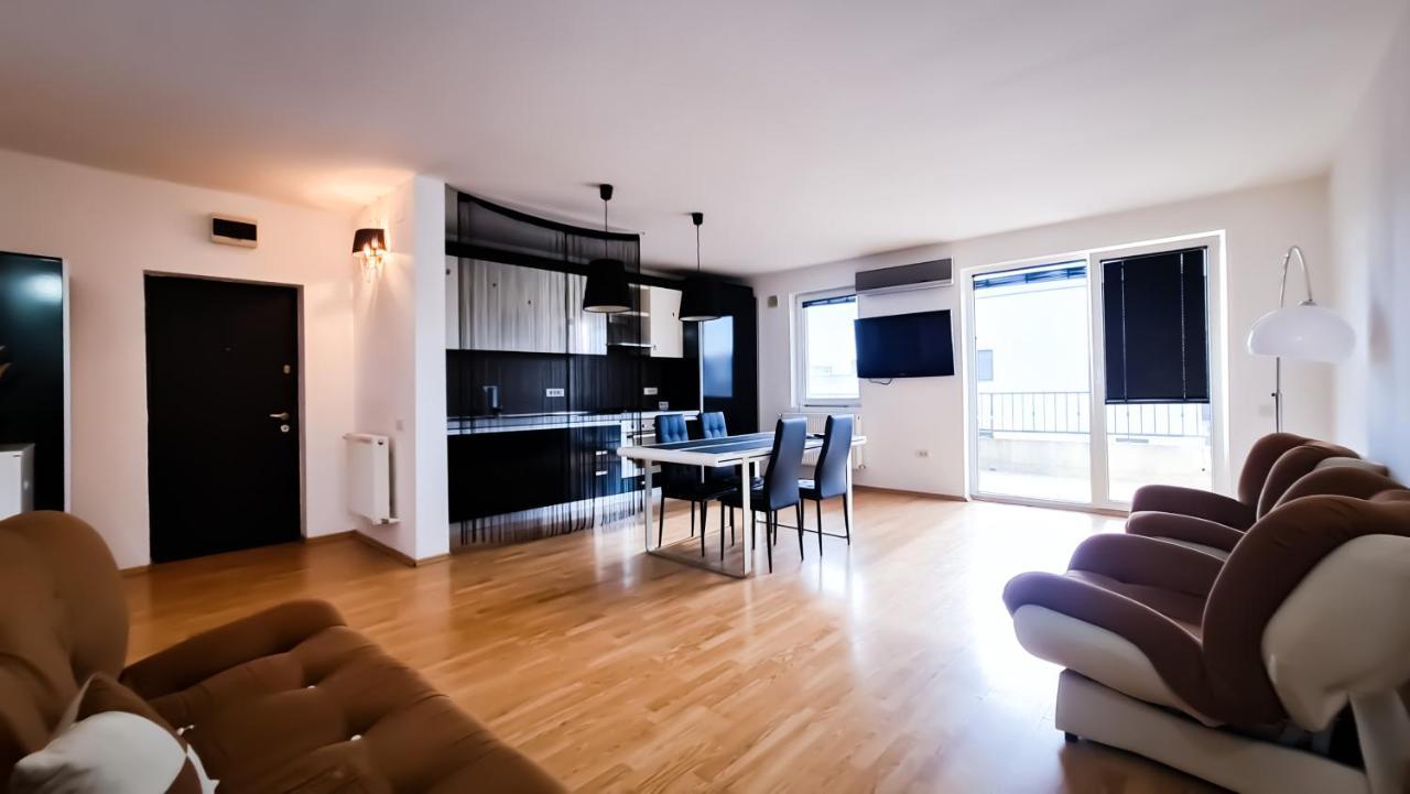 Năvodari Dor De Mare - Apartments Singapore - Huge Terrace - Seaview - 150M From The Beach ! מראה חיצוני תמונה